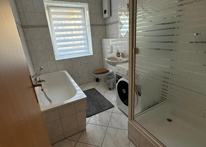 Luley & Sijaric Na Gbr Apartamento *